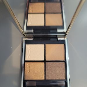 Suqqu Signature Color Eyes in shade 03.